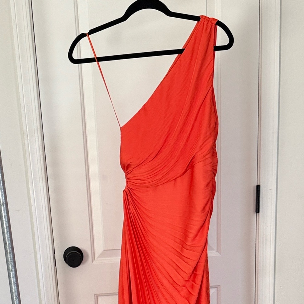 New House of Harlow 1960 Elegant One-Shoulder Orange Dress